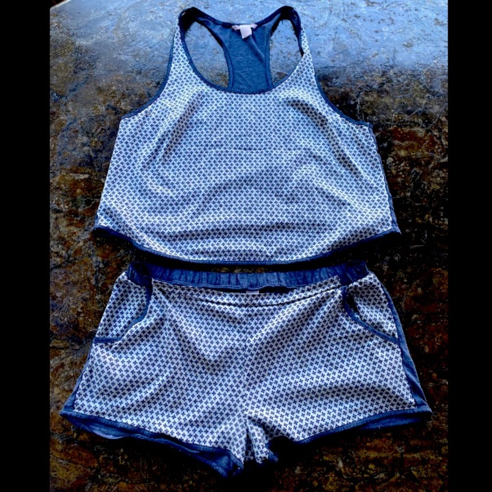 Victoria Secret M Pajama Set Shorts & Camisole Tank Top Sleepwear Blue cute EUC